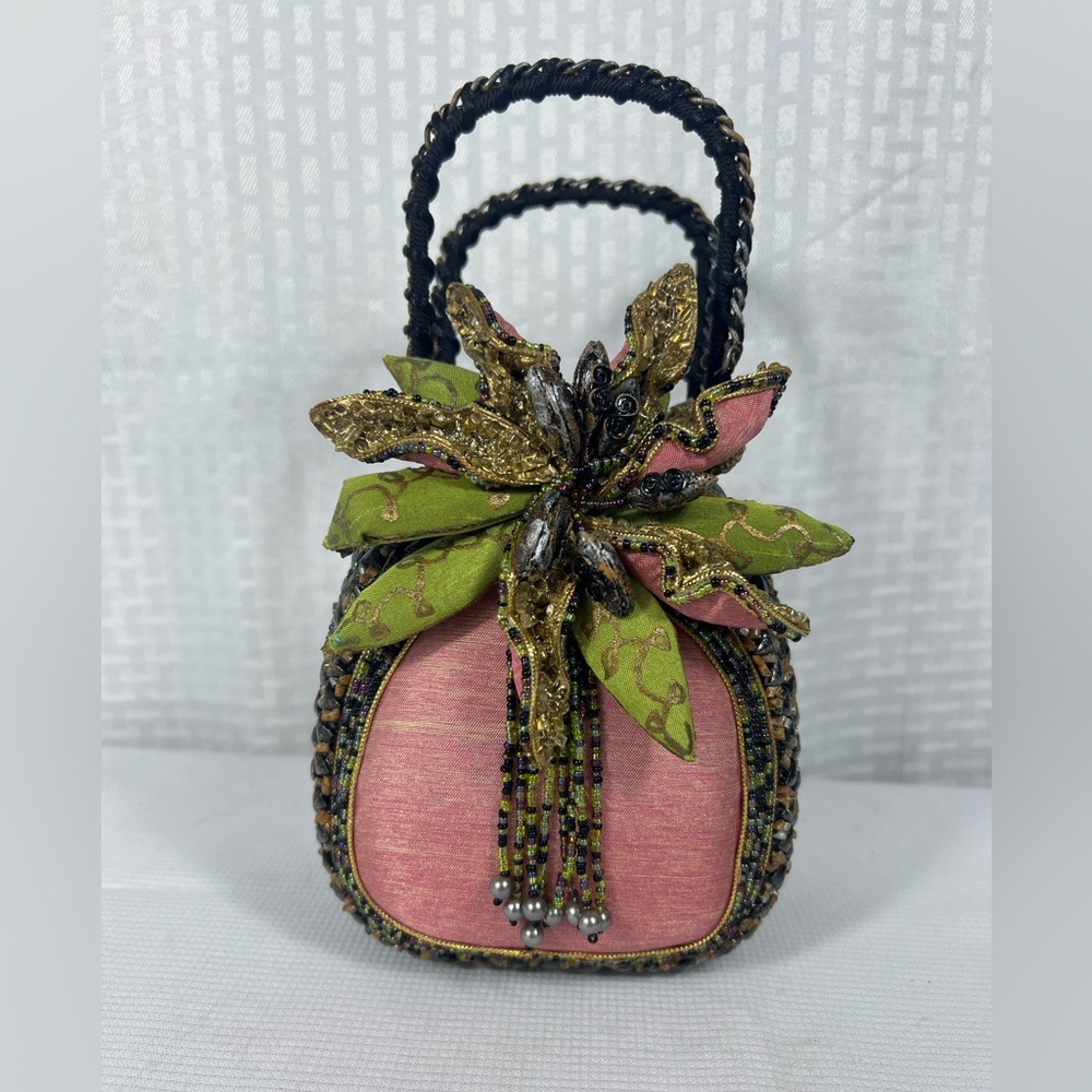 MF5: Mary Frances Pineapple Beaded Mini Handbag Pink Collectible Purse